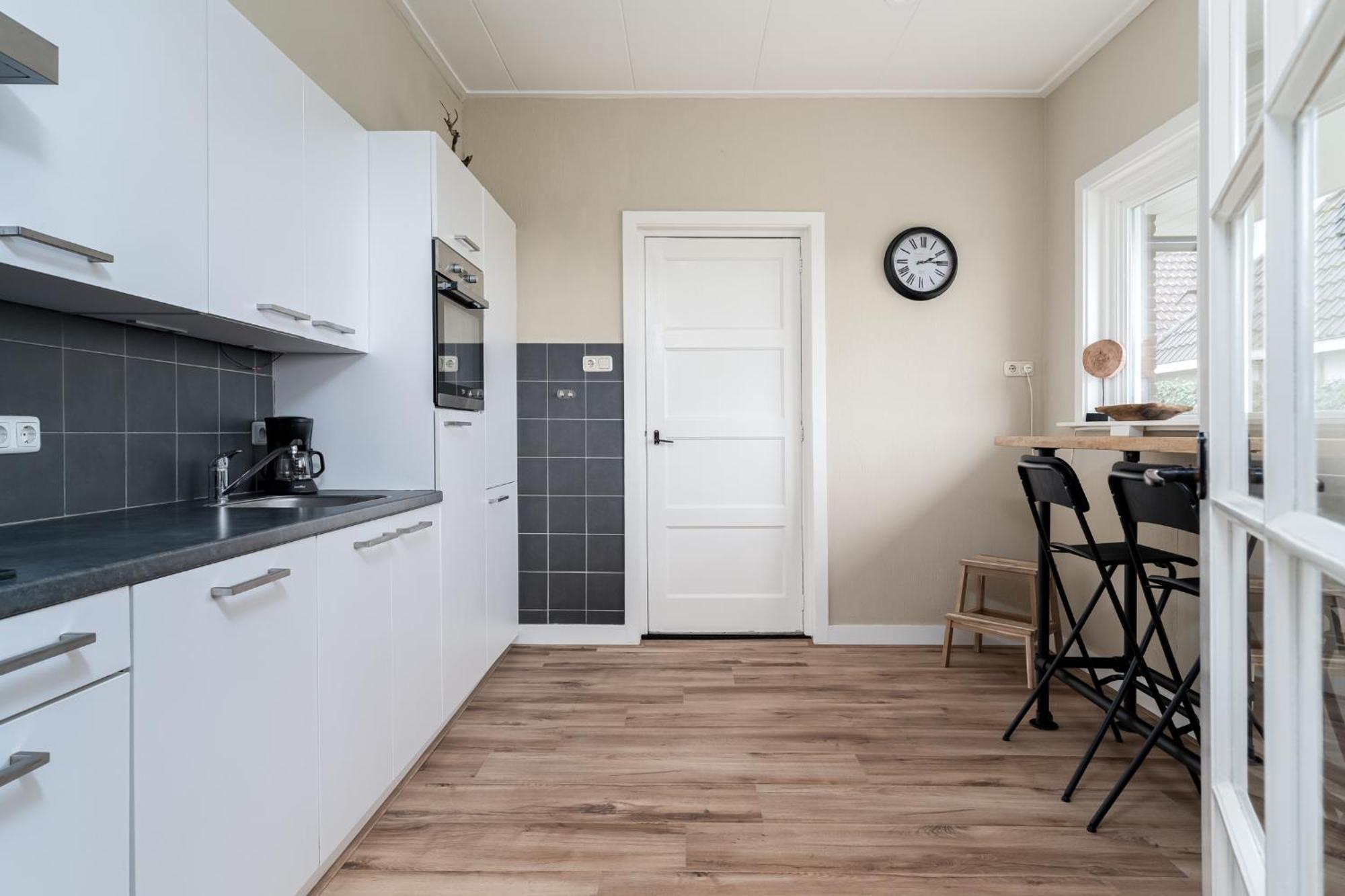 De Pastorij, Heerlijke Rustgevende Plek Tussen De Koeien! Holiday home Hornsterzwaag